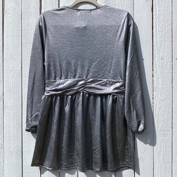 Pleione Top - Picture 6 of 7